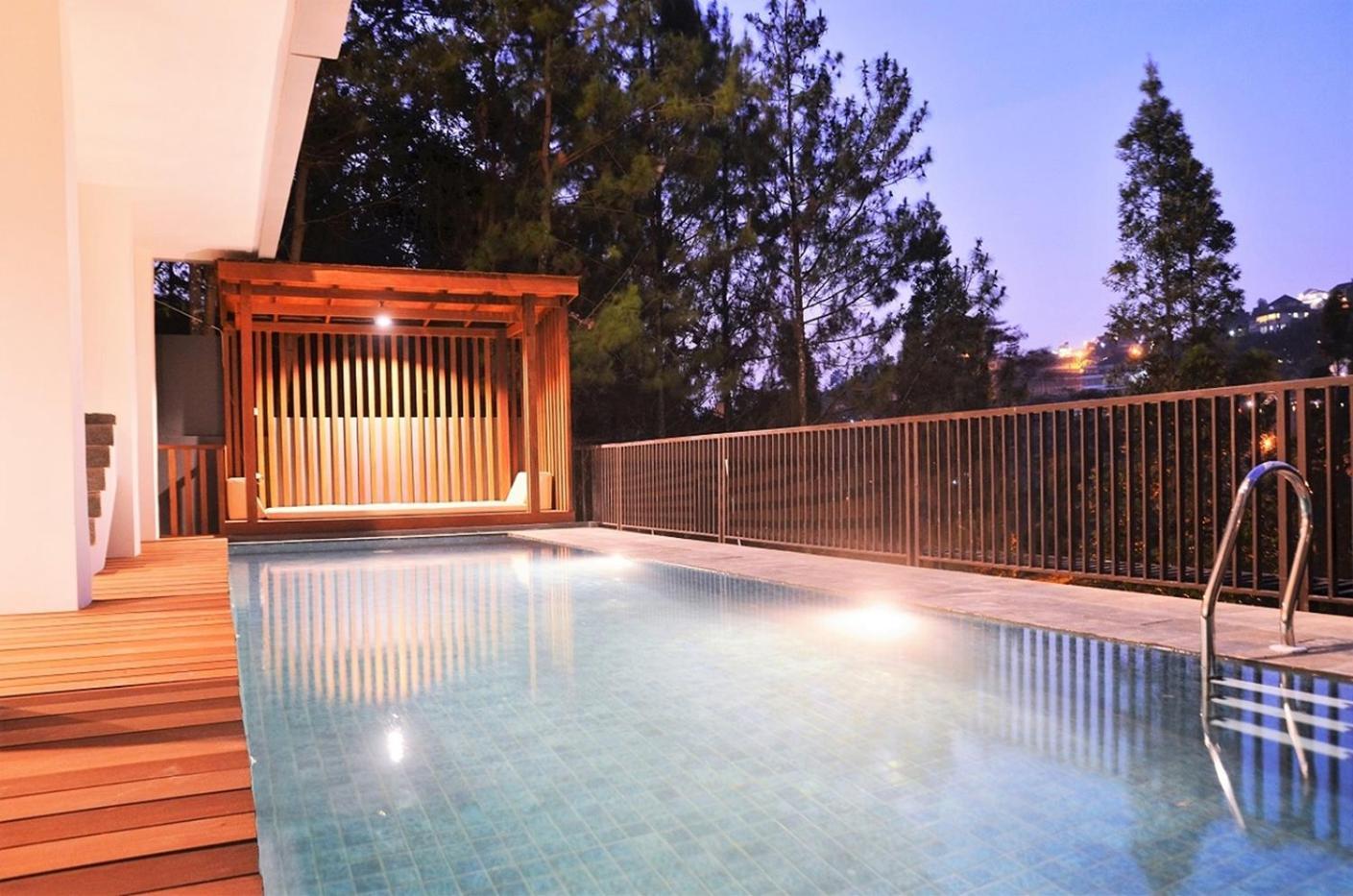 Tulip Hill View Villa 5 Bedrooms With A Private Swimming Pool Бандунг Екстериор снимка