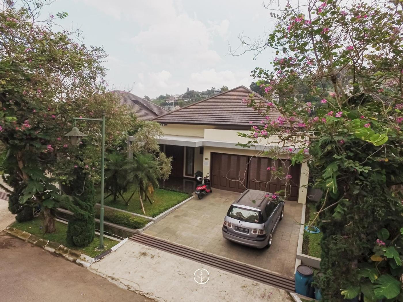 Tulip Hill View Villa 5 Bedrooms With A Private Swimming Pool Бандунг Екстериор снимка