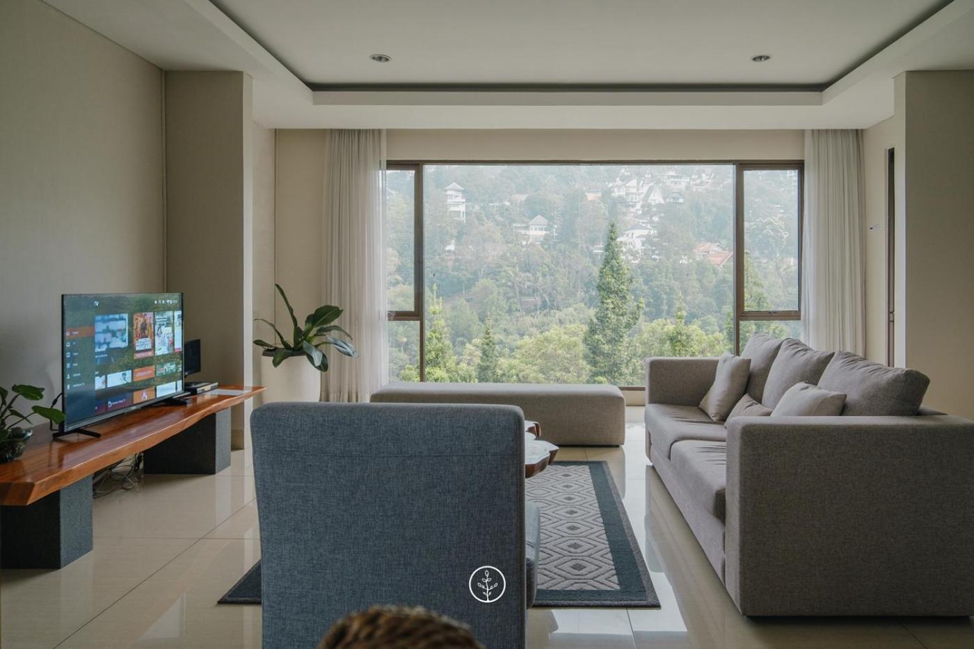 Tulip Hill View Villa 5 Bedrooms With A Private Swimming Pool Бандунг Екстериор снимка
